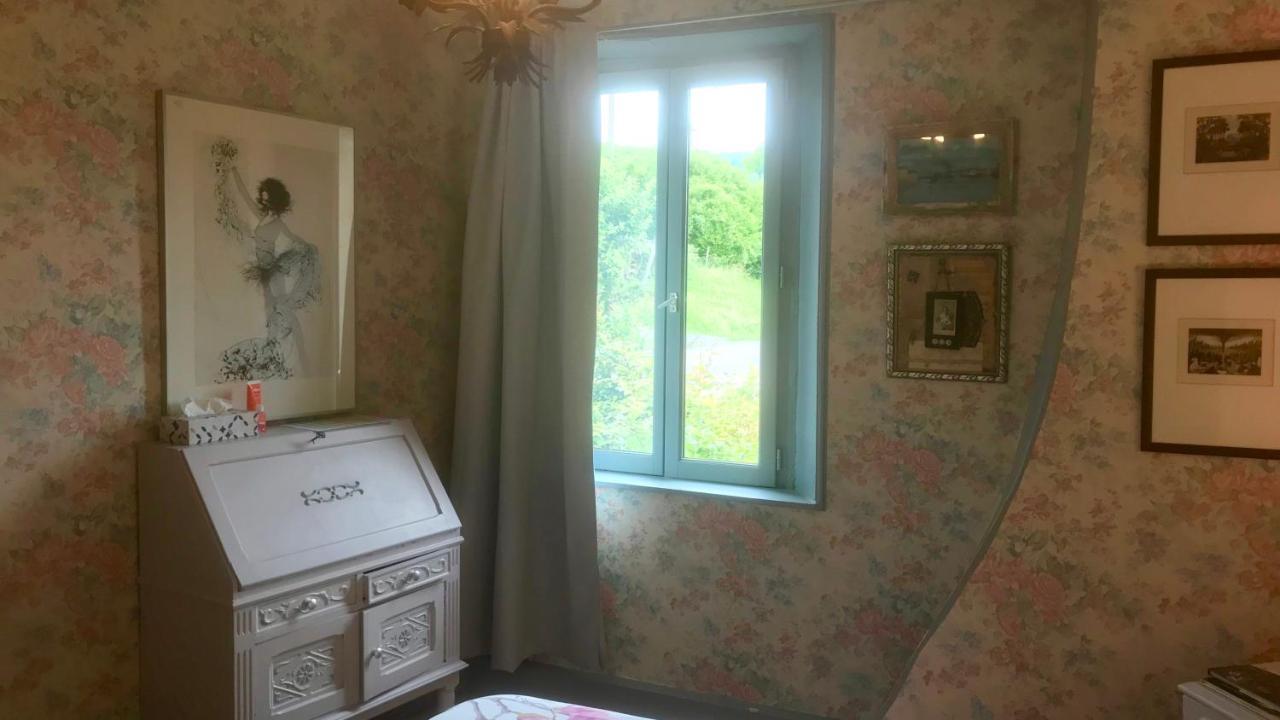 Le Surmelin Bed & Breakfast 'Ombres' Baulne-en-Brie Exterior photo